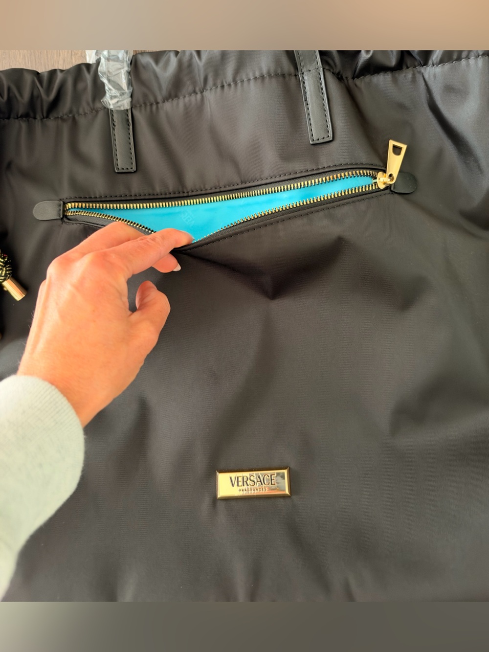Versace tote bag/ shoulder bag - Picture 6 of 6